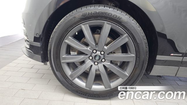 Land Rover Range Rover Velar 3.0 D300 R-Dynamic HSE 2019 — фото 27