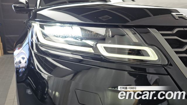 Land Rover Range Rover Velar 3.0 D300 R-Dynamic HSE 2019 — фото 28