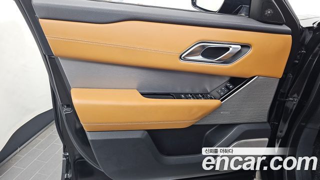 Land Rover Range Rover Velar 3.0 D300 R-Dynamic HSE 2019 — фото 30