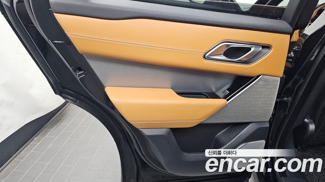 Land Rover Range Rover Velar 3.0 D300 R-Dynamic HSE 2019 — фото 31