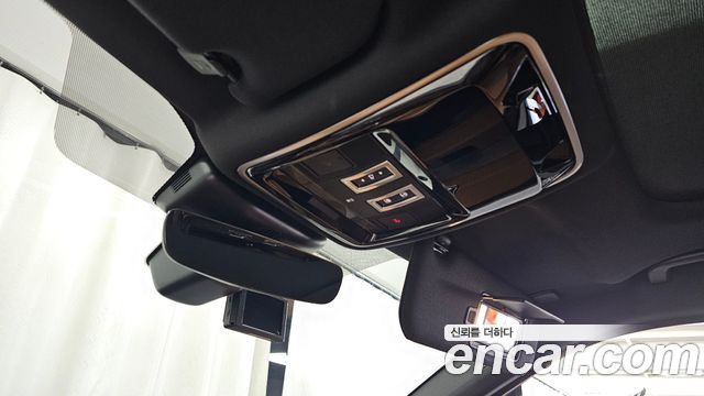 Land Rover Range Rover Velar 3.0 D300 R-Dynamic HSE 2019 — фото 33