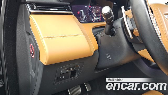 Land Rover Range Rover Velar 3.0 D300 R-Dynamic HSE 2019 — фото 35