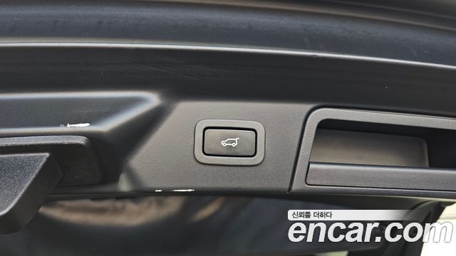 Land Rover Range Rover Velar 3.0 D300 R-Dynamic HSE 2019 — фото 38