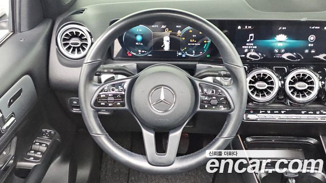 Mercedes-Benz GLB-Class (X247) GLB200 d 2021 — фото 13