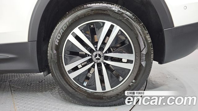 Mercedes-Benz GLB-Class (X247) GLB200 d 2021 — фото 21