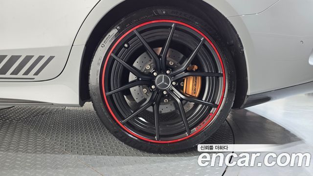 Mercedes-Benz AMG GT 4Door 63 S 4MATIC+ 2023 — фото 21