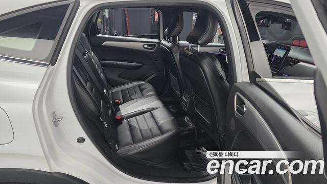 Renault Korea XM3 1.3 TCe RE Inspire 2023 — фото 12