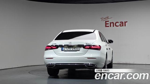 Mercedes-Benz E-Class (W213) E350 4MATIC Exclusive 2023 — фото 4