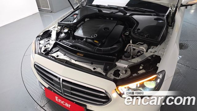 Mercedes-Benz E-Class (W213) E350 4MATIC Exclusive 2023 — фото 6