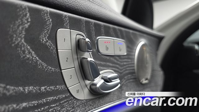 Mercedes-Benz E-Class (W213) E350 4MATIC Exclusive 2023 — фото 30