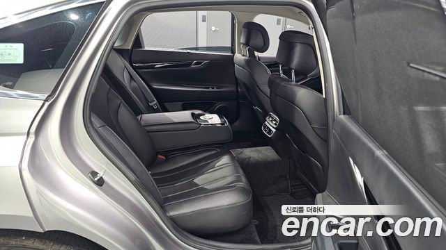 Genesis G80 (RG3) Gasoline 2.5 Turbo AWD 2022 — фото 11