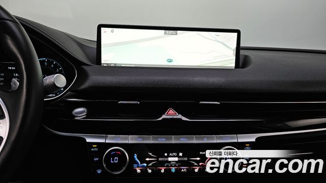 Genesis G80 (RG3) Gasoline 2.5 Turbo AWD 2022 — фото 13