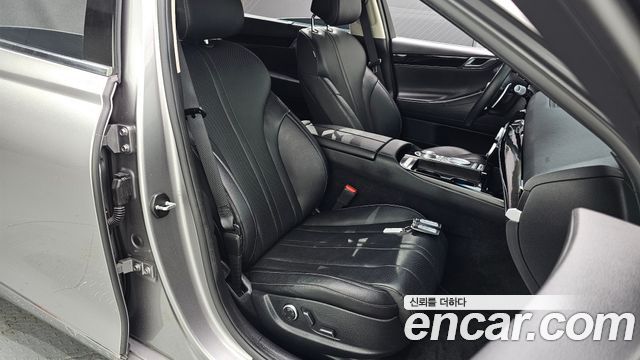 Genesis G80 (RG3) Gasoline 2.5 Turbo AWD 2022 — фото 26