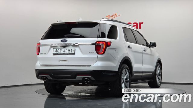 Ford Explorer 3.5 Limited 4WD 5th 2018 — фото 2