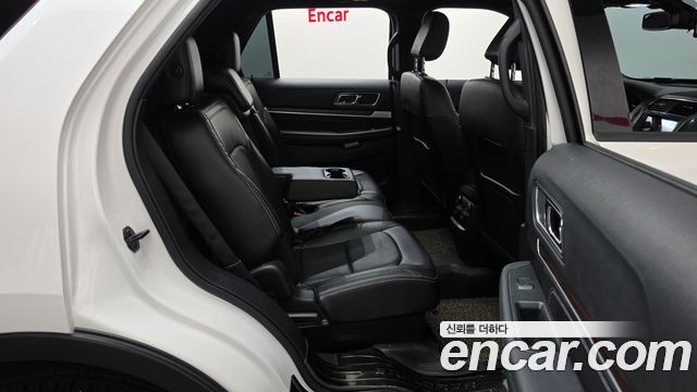 Ford Explorer 3.5 Limited 4WD 5th 2018 — фото 15