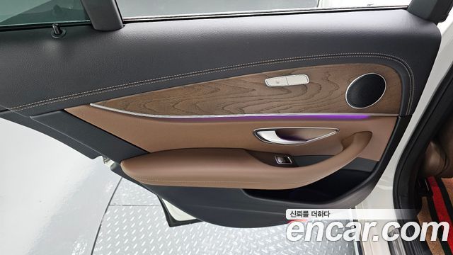 Mercedes-Benz E-Class (W213) E250 Exclusive 2021 — фото 25