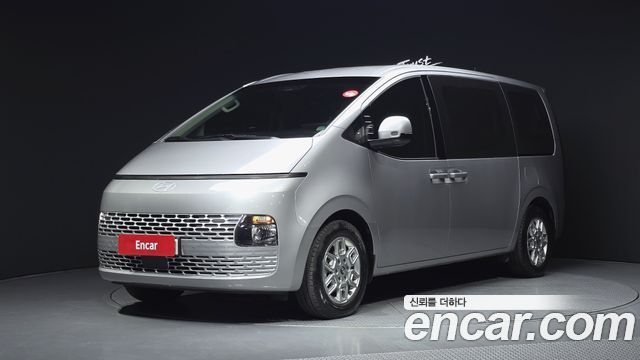 Hyundai Staria HEV 1.6 Tourer 11-Seater Modern 2025 — фото 1