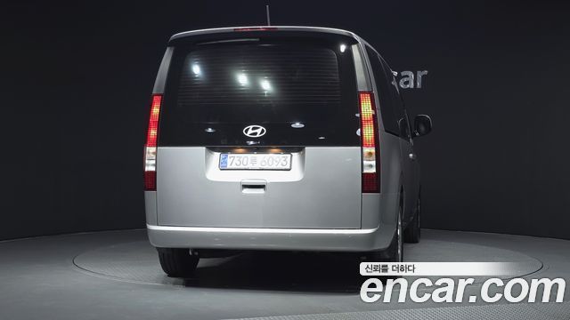 Hyundai Staria HEV 1.6 Tourer 11-Seater Modern 2025 — фото 4