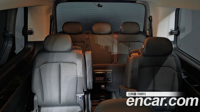 Hyundai Staria HEV 1.6 Tourer 11-Seater Modern 2025 — фото 13