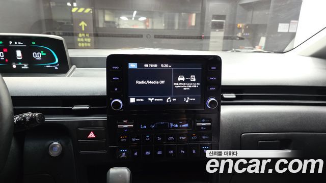 Hyundai Staria HEV 1.6 Tourer 11-Seater Modern 2025 — фото 15