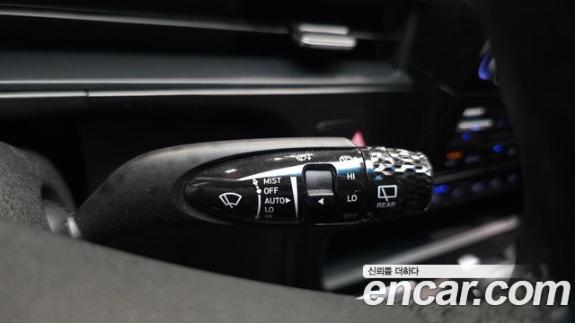 Hyundai Staria HEV 1.6 Tourer 11-Seater Modern 2025 — фото 19