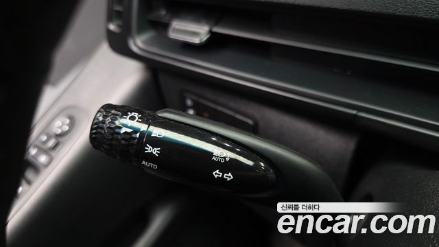 Hyundai Staria HEV 1.6 Tourer 11-Seater Modern 2025 — фото 20