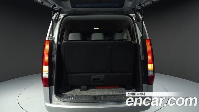 Hyundai Staria HEV 1.6 Tourer 11-Seater Modern 2025 — фото 30