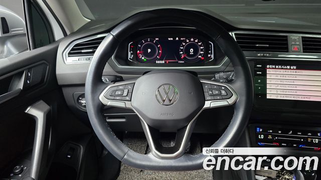 Volkswagen Tiguan Allspace 2.0 TSI Prestige 2023 — фото 13