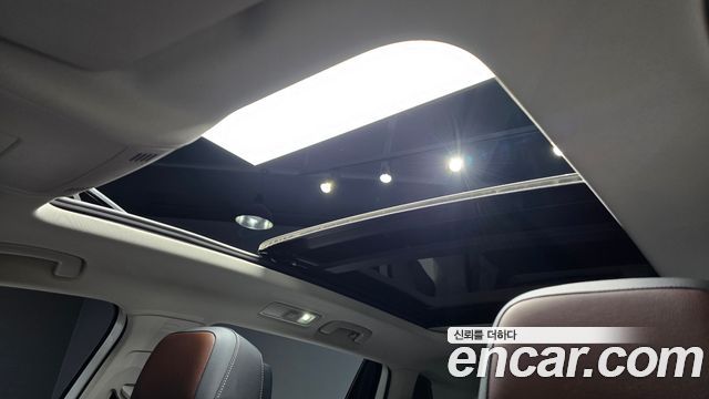 Volkswagen Tiguan Allspace 2.0 TSI Prestige 2023 — фото 17