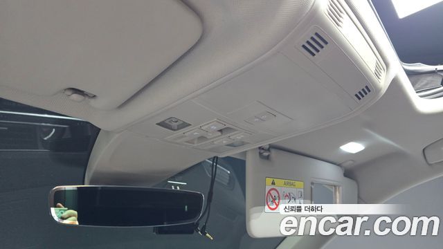 Volkswagen Tiguan Allspace 2.0 TSI Prestige 2023 — фото 27