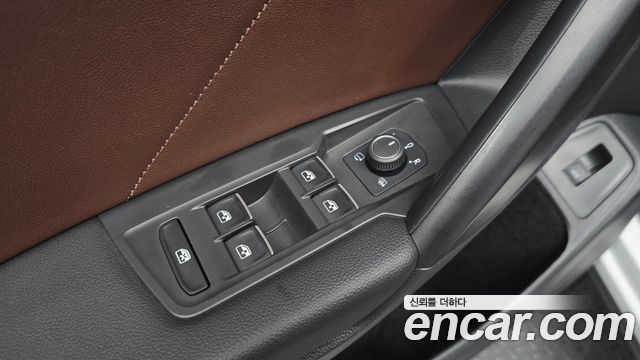 Volkswagen Tiguan Allspace 2.0 TSI Prestige 2023 — фото 28