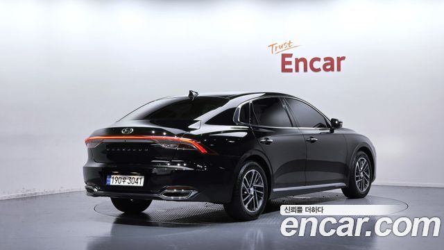 Hyundai Grandeur (IG) 2.5 Premium Choice 2021 — фото 2