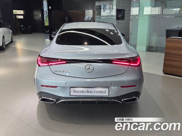 Mercedes-Benz CLE-Class (C236) CLE200 Coupe 2024 — фото 4