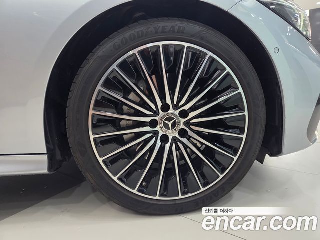 Mercedes-Benz CLE-Class (C236) CLE200 Coupe 2024 — фото 5