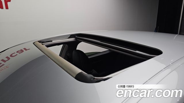 Lexus ES300h Supreme XV60 2016 — фото 19