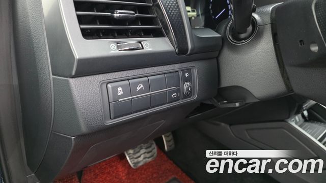 KG Mobility (SsangYong) Rexton Sports Khan Diesel 2.2 4WD Prestige 2021 — фото 19