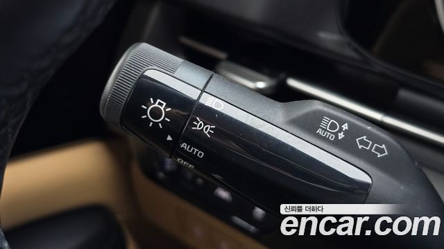 Kia Carnival (IV) Diesel 9-Seater Prestige 2021 — фото 32