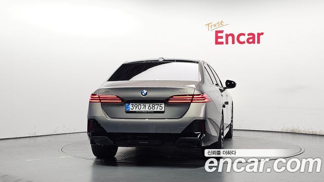 BMW 5 Series (G60) 530i xDrive M Sport 2026 — фото 4