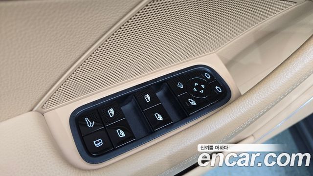 Porsche Panamera (971) 2.9 AWD E-Hybrid 2019 — фото 30