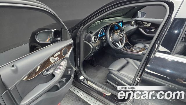 Mercedes-Benz GLC-Class (X253) GLC300 4MATIC 2020 — фото 11