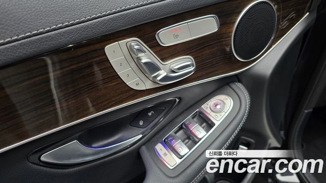 Mercedes-Benz GLC-Class (X253) GLC300 4MATIC 2020 — фото 29