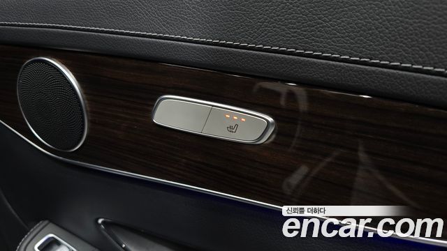 Mercedes-Benz GLC-Class (X253) GLC300 4MATIC 2020 — фото 30