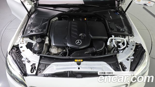 Mercedes-Benz C-Class (W205) C220 d 4MATIC 2020 — фото 6