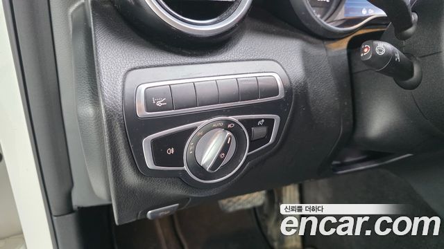 Mercedes-Benz C-Class (W205) C220 d 4MATIC 2020 — фото 17