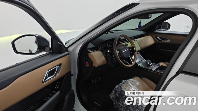 Land Rover Range Rover Velar 3.0 P400 Dynamic HSE 2024 — фото 10