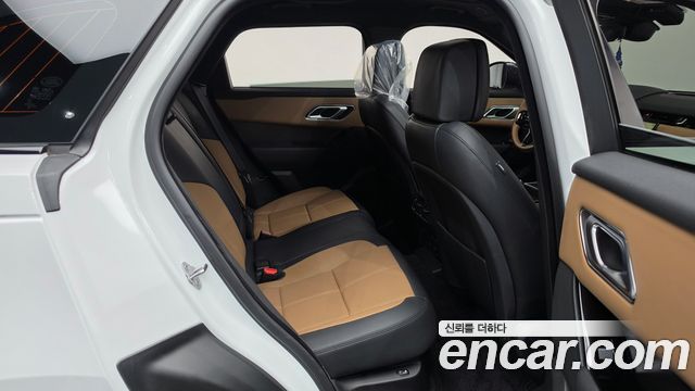 Land Rover Range Rover Velar 3.0 P400 Dynamic HSE 2024 — фото 15