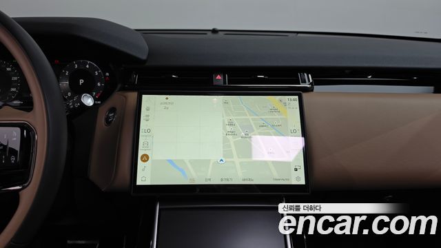 Land Rover Range Rover Velar 3.0 P400 Dynamic HSE 2024 — фото 17