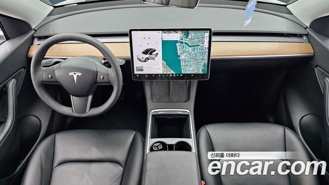 Tesla Model Y Long Range AWD 2021 — фото 7