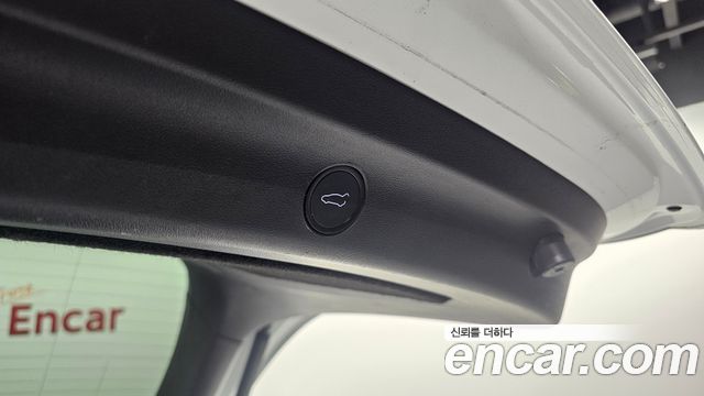 Tesla Model Y Long Range AWD 2021 — фото 23