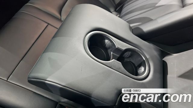 Tesla Model Y Long Range AWD 2021 — фото 34